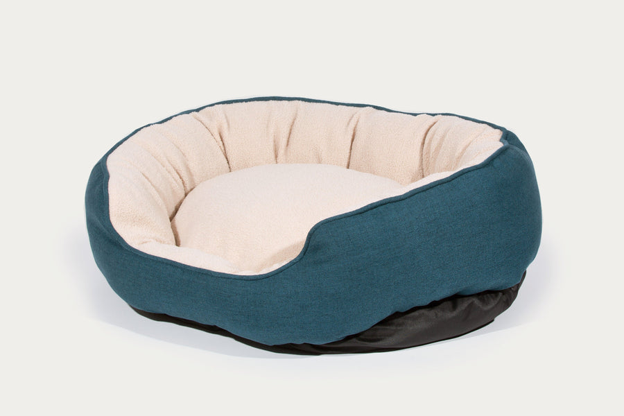 Oval Cuddler SleepDog™ Pet Bed Product Image 3